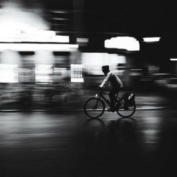 The 8 best-rated bicycle lights​ you need this winter for a safe ride