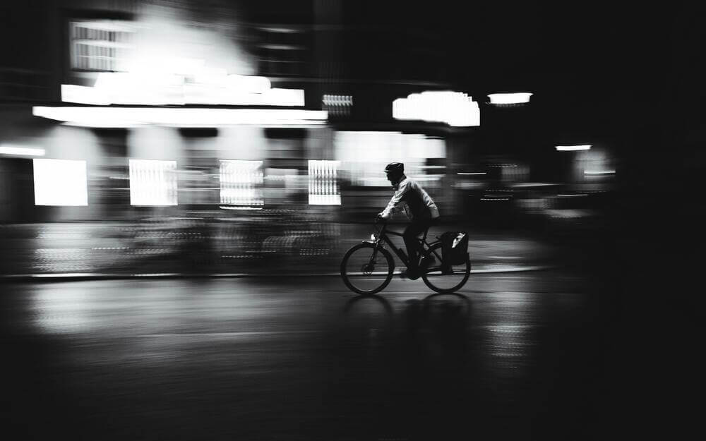 The 8 best-rated bicycle lights​ you need this winter for a safe ride